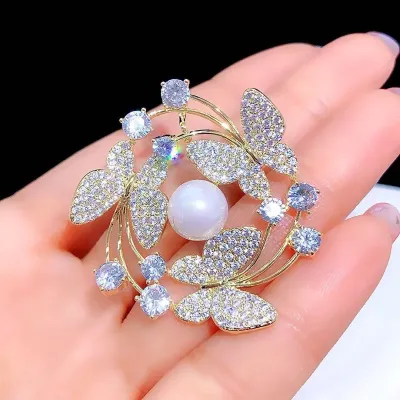 Butterfly Rhinestone Faux Pearl Brooch